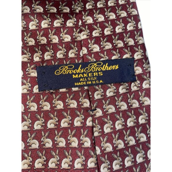 Brooks Brothers Rabbit easter Mens Tie 100% Silk USA Red church vintage - Picture 4 of 7
